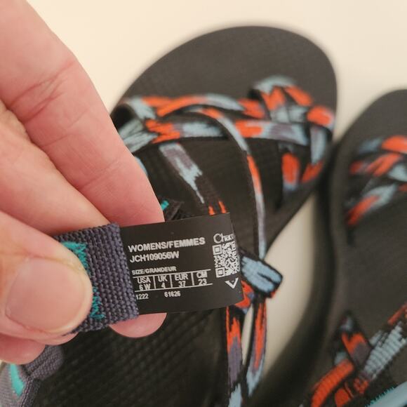 Chaco Women's ZX/2 Classic, With Toe Loop, Outdoor Sandal, Aerial Aqua 6 W - Picture 7 of 8